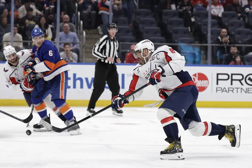 Alex Ovechkin hizo historia este fin de semana