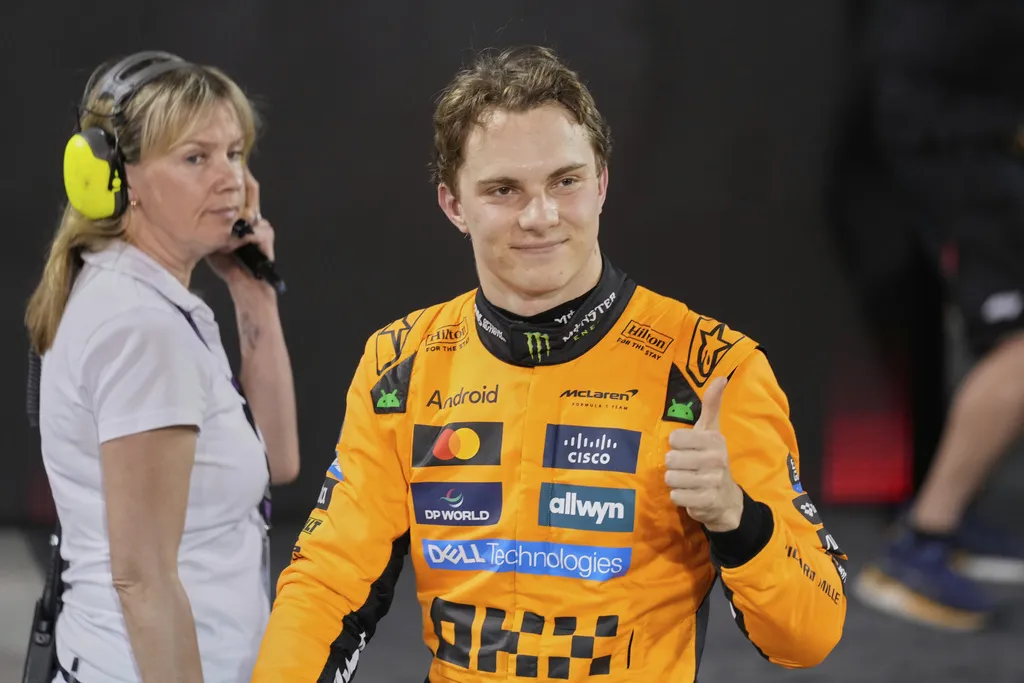 Oscar Piastri se quedó con la pole en Bahréin