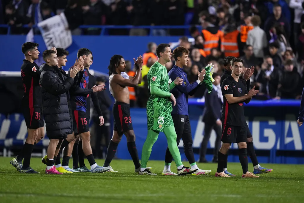 Bernard apuntó que el comité organizado quiere invitar a los blaugranas