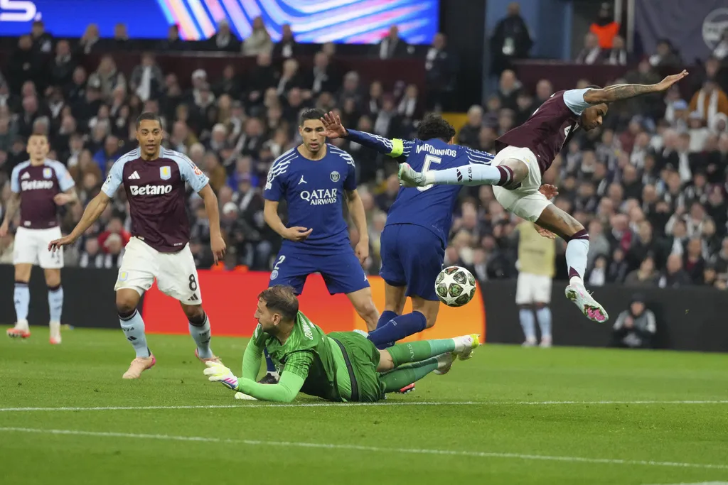El juego en Villa Park llevó las emociones al límite