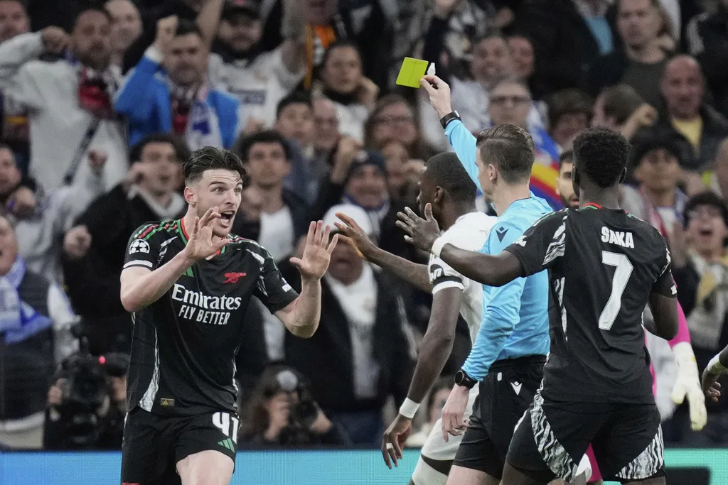 Las decisiones del silbante francés fueron polémicas