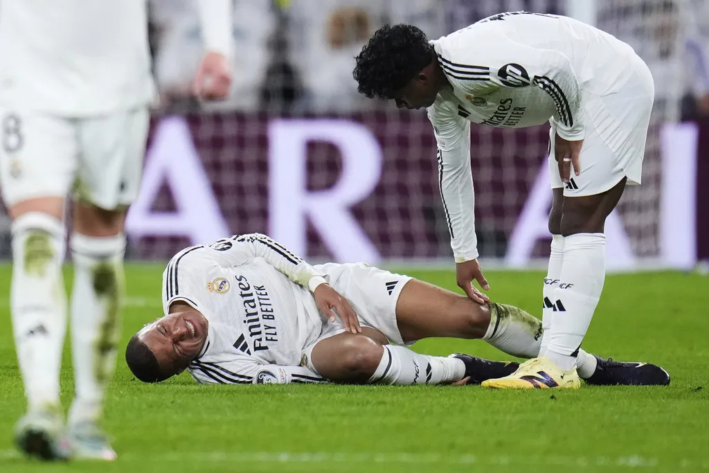Mbappé se lesionó ante Arsenal en la Champions League