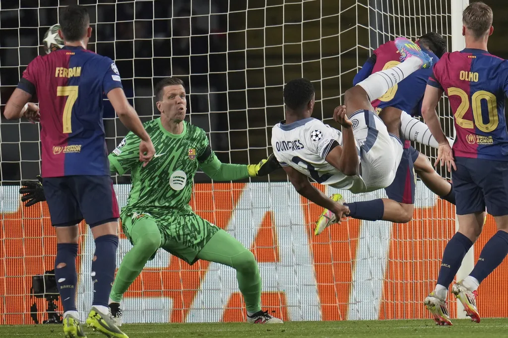 Dumfries se fue de Barcelona con un doblete