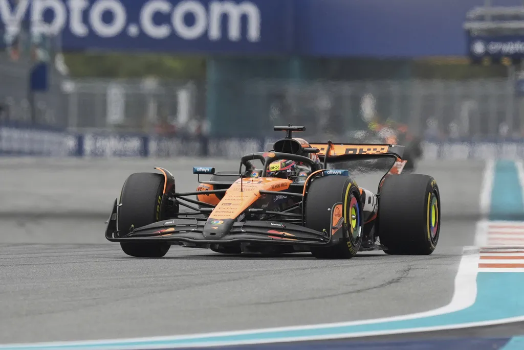 Piastri volvió a ganar una carrera en la actual temporada