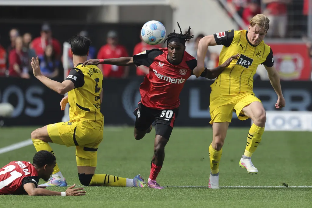 La derrota ante el Dortmund empañó la despedida de Alonso