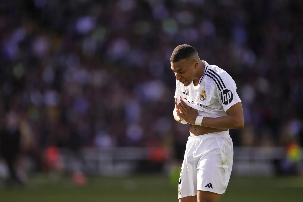 A pesar de su récord, Mbappé no ha ganado nada con los Merengues