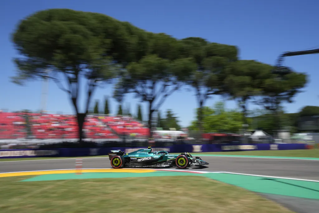 El asturiano ingresó muy pronto a boxes