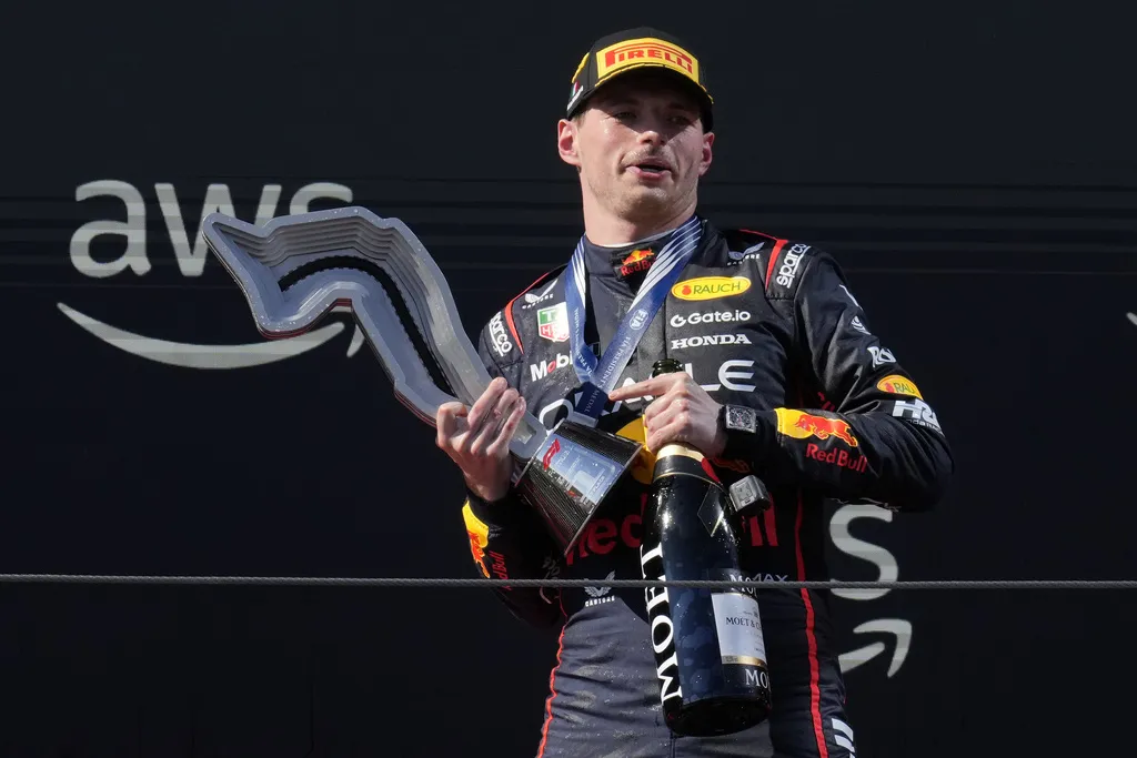 Fue la segunda victoria para Verstappen en el año