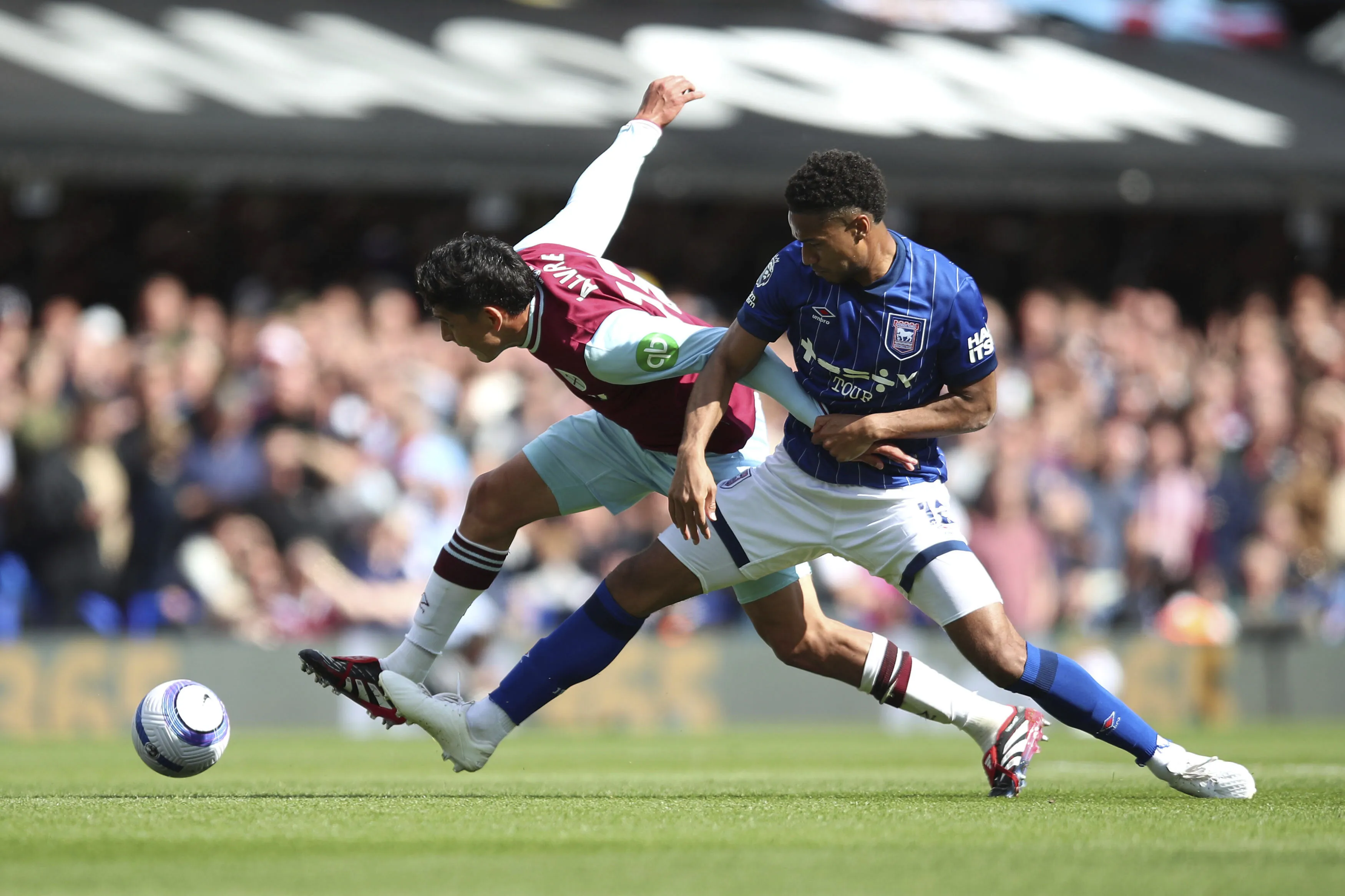 Los Hammers terminaron el año con victoria