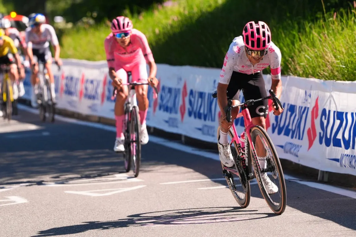 La lucha de los latinos | AP