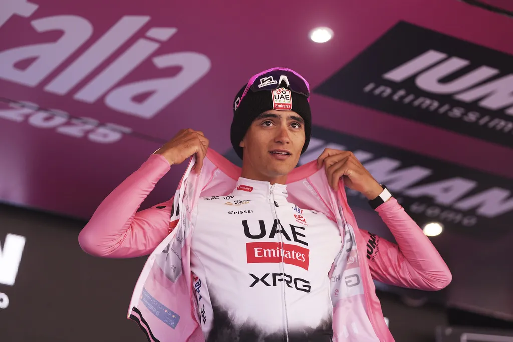 Del Toro hizo historia en el Giro de Italia