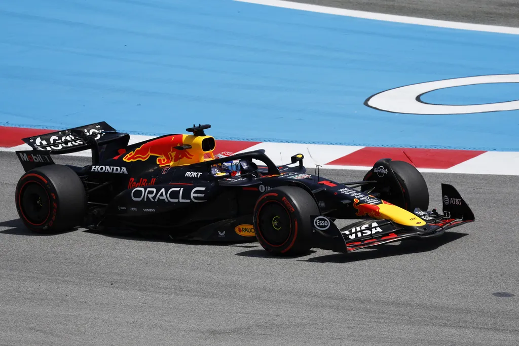 Las decisiones de Red Bull le costaron caro a Verstappen