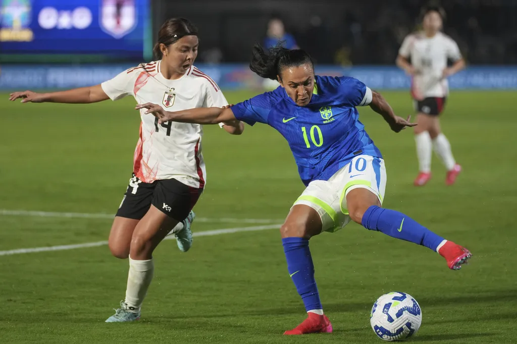 Marta volvió a la actividad con Brasil