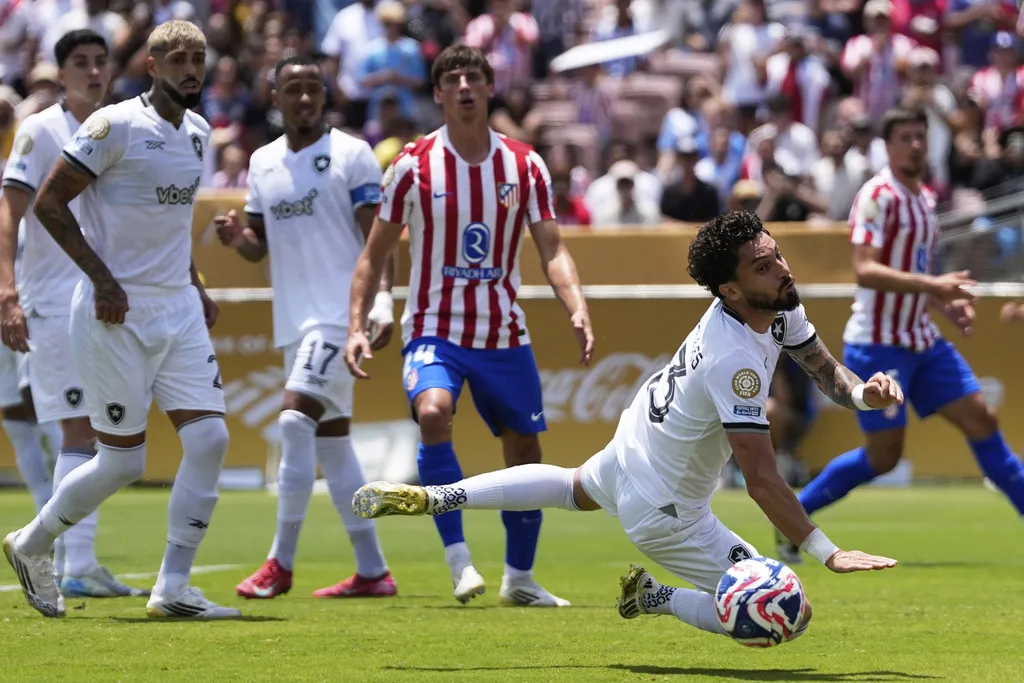 Los dos equipos tuvieron oportunidades para abrir el marcador