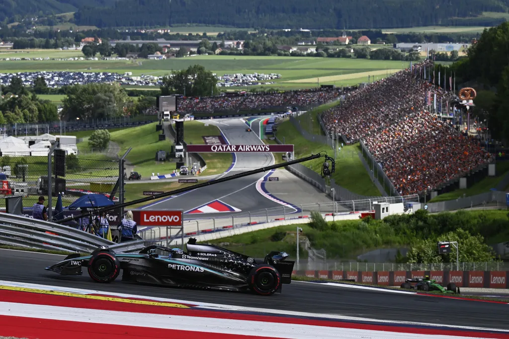 Los rumores apuntan a la salida de Russell de Mercedes