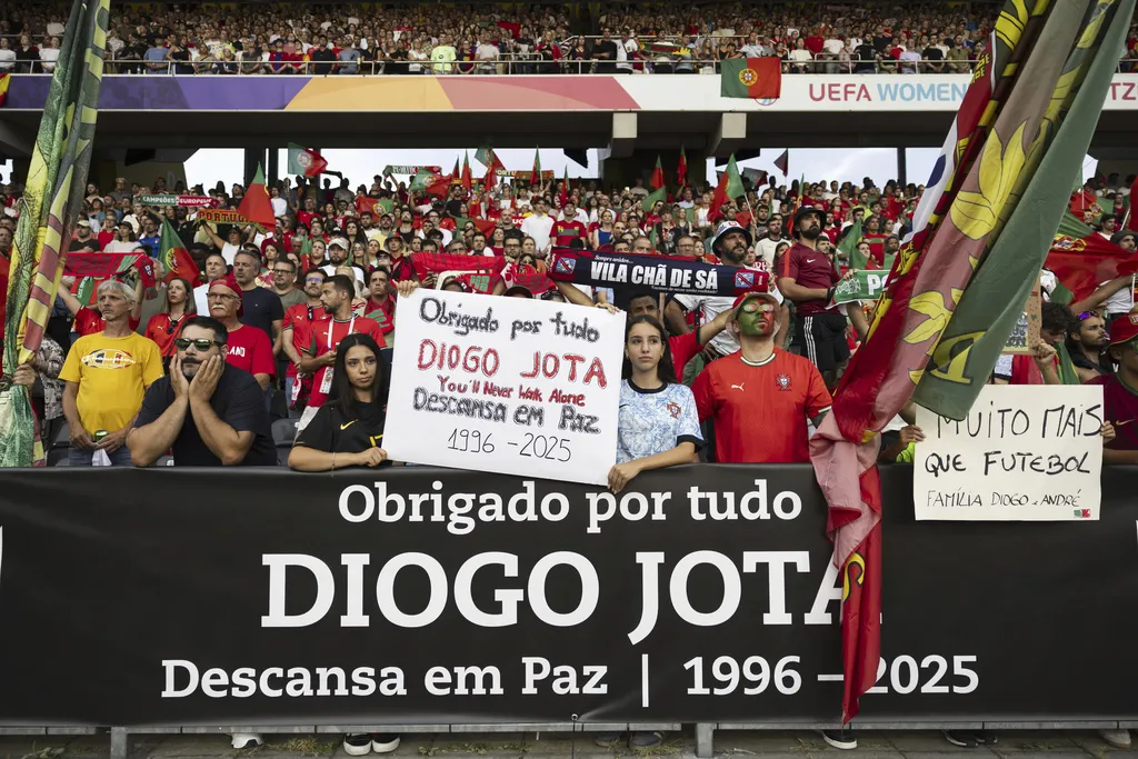 Diogo Jota fue homenajeado en el juego de España ante Portugal