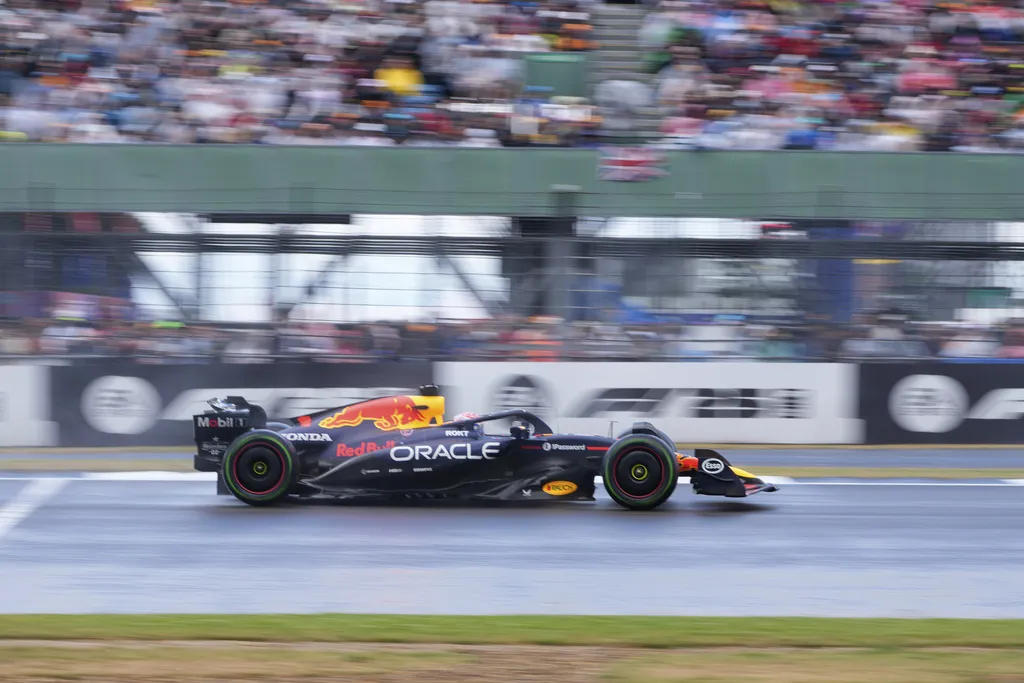 Otra carrera para el olvido en Red Bull