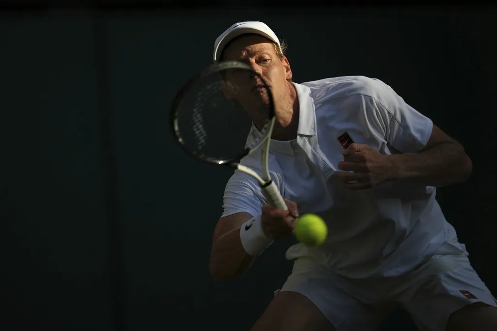 Jannik encendió las alarmas este martes