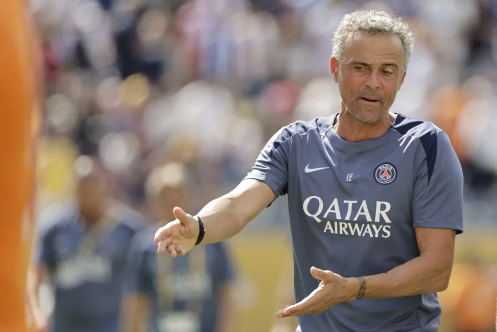 Luis Enrique se llevó los reflectores por su mala actitud