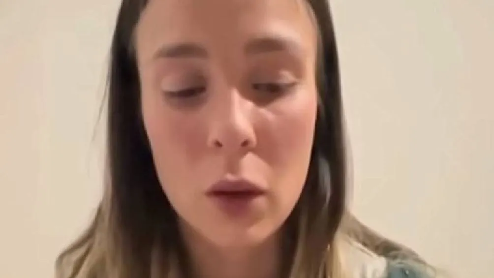 Una joven argentina identificada como Priscila Sand, de 27 años y originaria de Buenos Aires, denunció haber vivido casi dos años en cautiverio/Redes Sociales