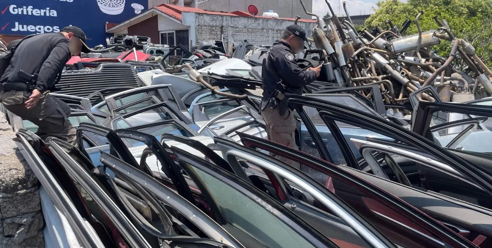 Los decomisos de autopartes se realizaron el pasado 8 de mayo / FB: @PoliciaCDMX