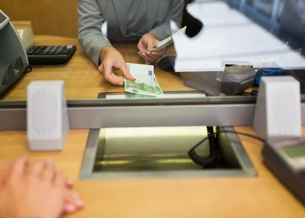 Estados Unidos acusó a estas instituciones financieras de lavar dinero / FREEPIK