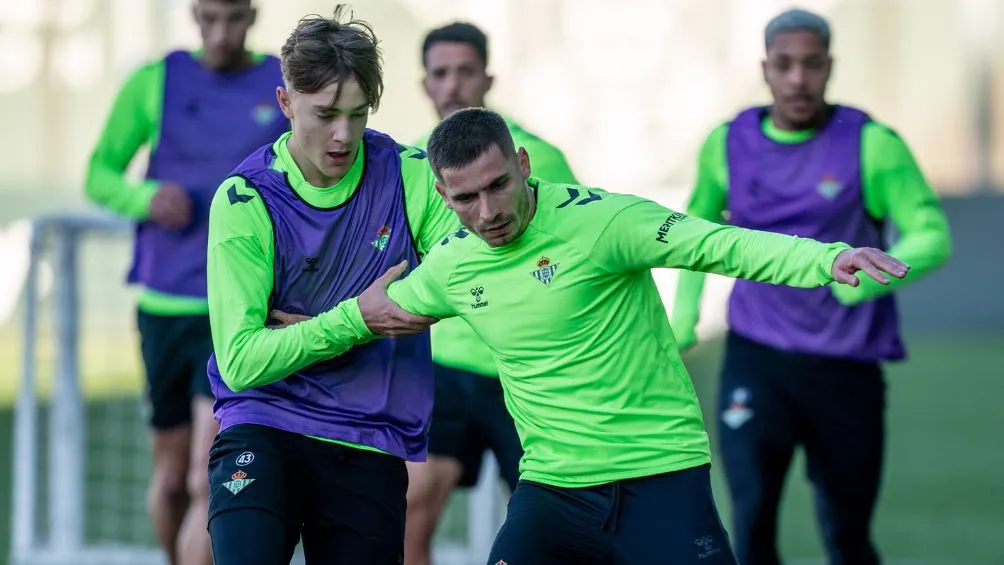 Entrenamiento del Betis | @RealBetis