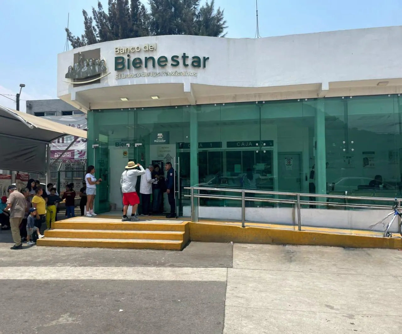 Los cobros de las tarjetas son dentro del Banco del Bienestar / Redes Sociales