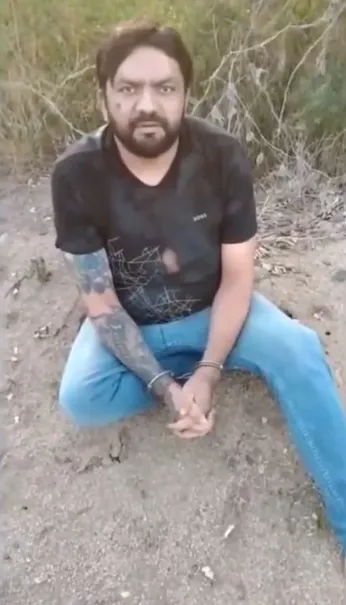 El 'Bob Esponja' fue 'levantado' por La Mayiza, los rivales de Los Chapitos / Redes Sociales