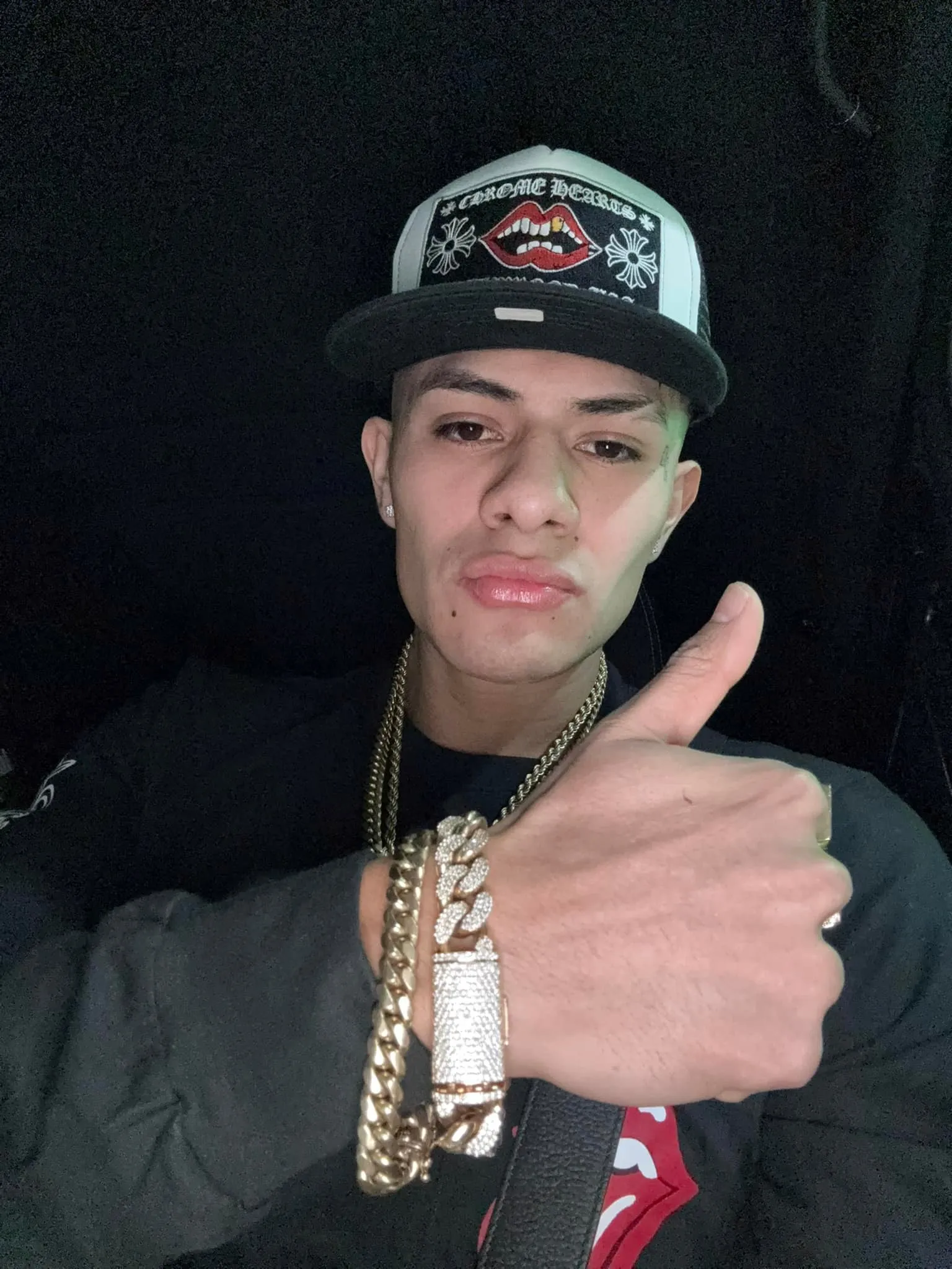 Los lujos de El Bogueto los presume en redes sociales / FB: @b.og.mx20