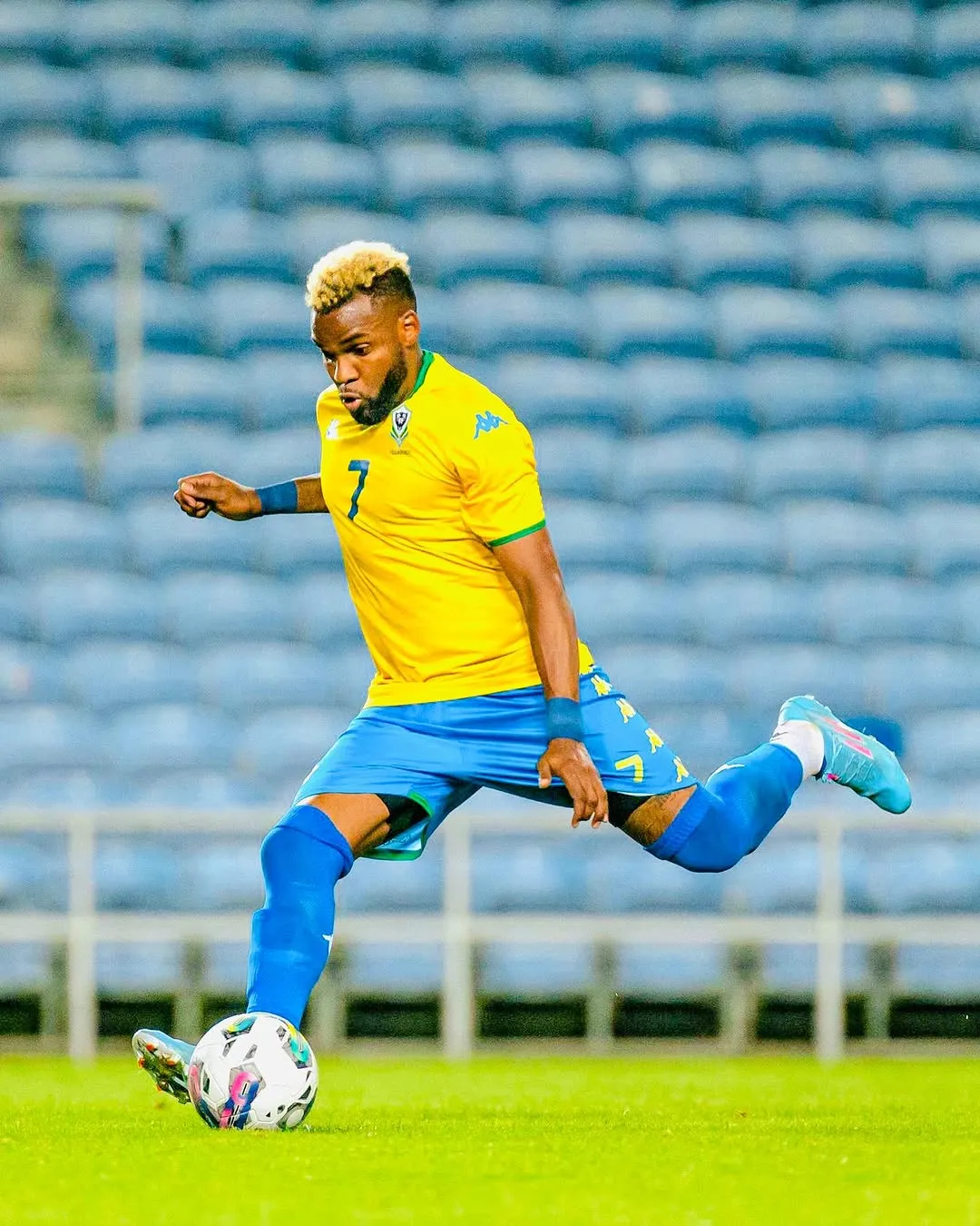 Varios clubes se sumaron al pésame