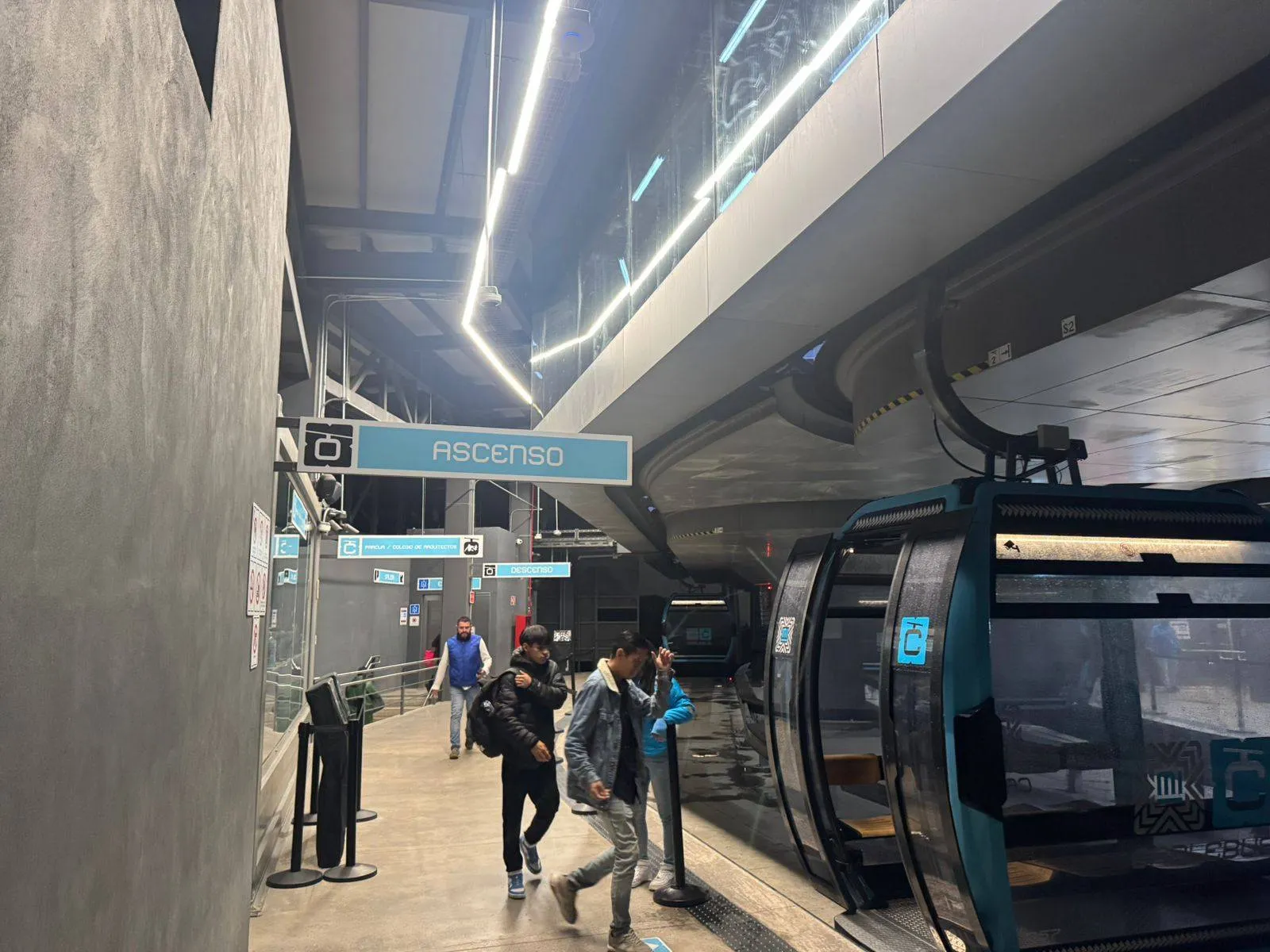 Las revisiones anuales hacen que cierren algunas líneas del Cablebús / FB: @MICablebusCDMX