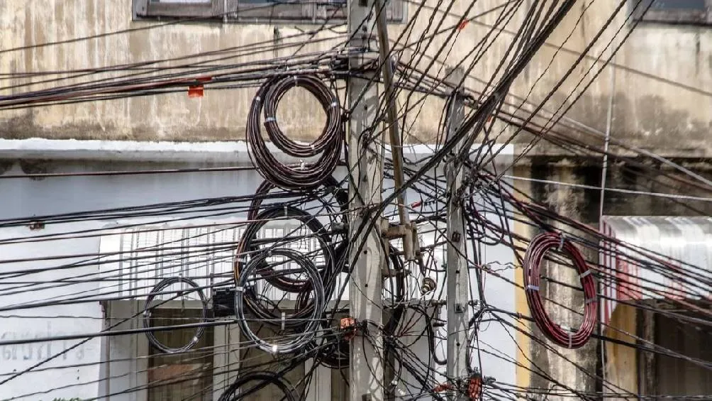 Por años, los capitalinos se han quejado de cientos y cientos de metros que hay en cada esquina/Pixabay