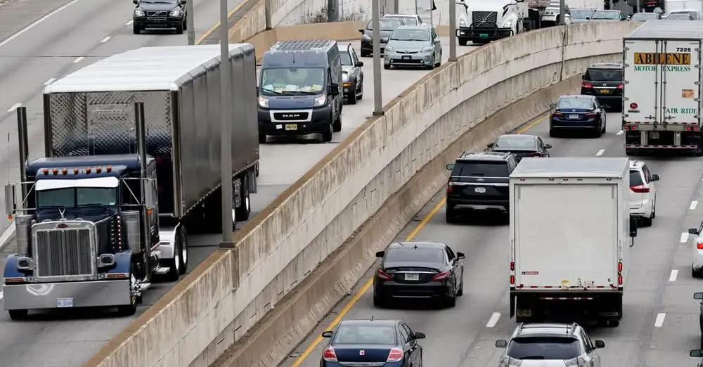 Los transportistas deberán hablar y entender el idioma / Redes Sociales