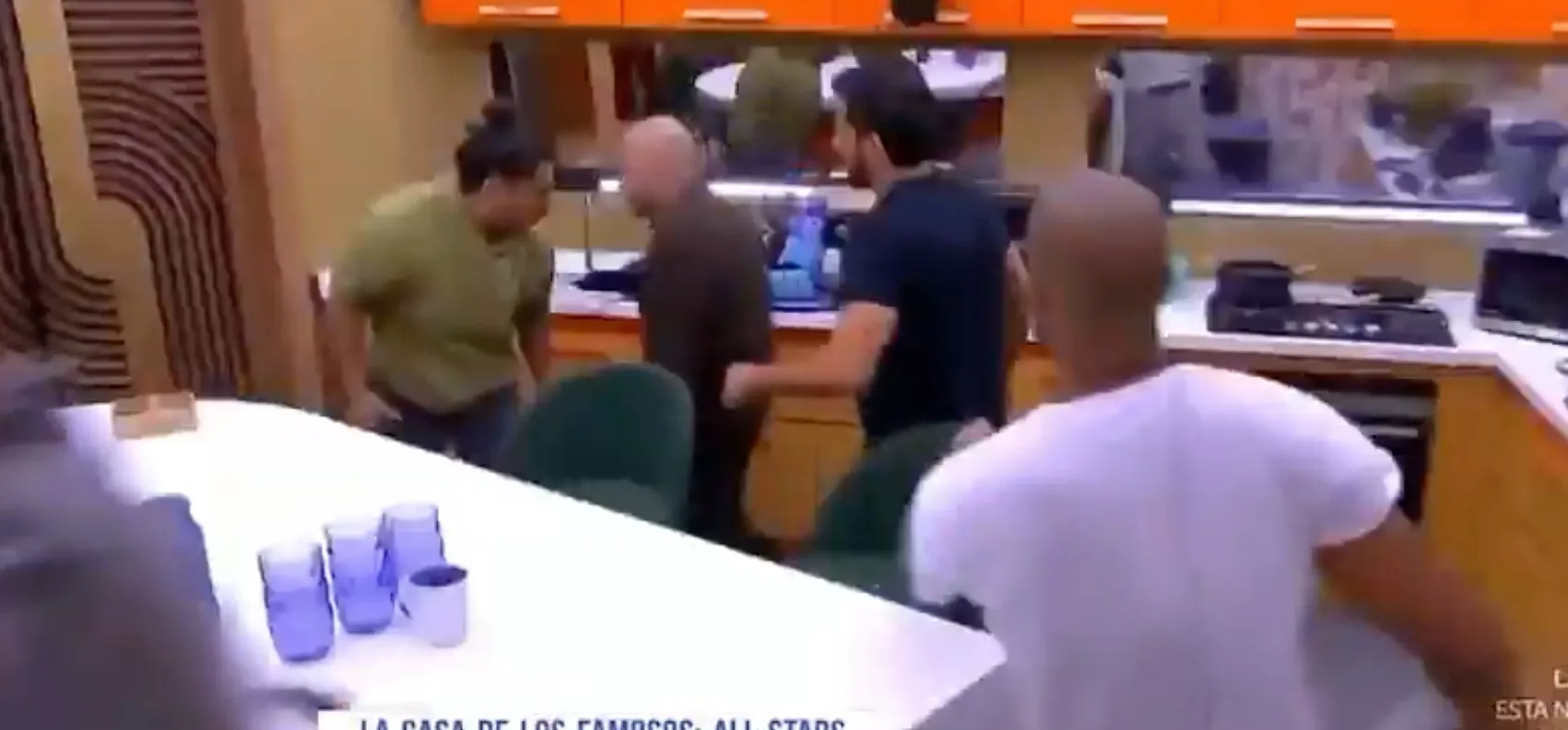 El encuentro entre Lupillo y Rey Grupero fue cortado por la señal de Telemundo / Redes Sociales