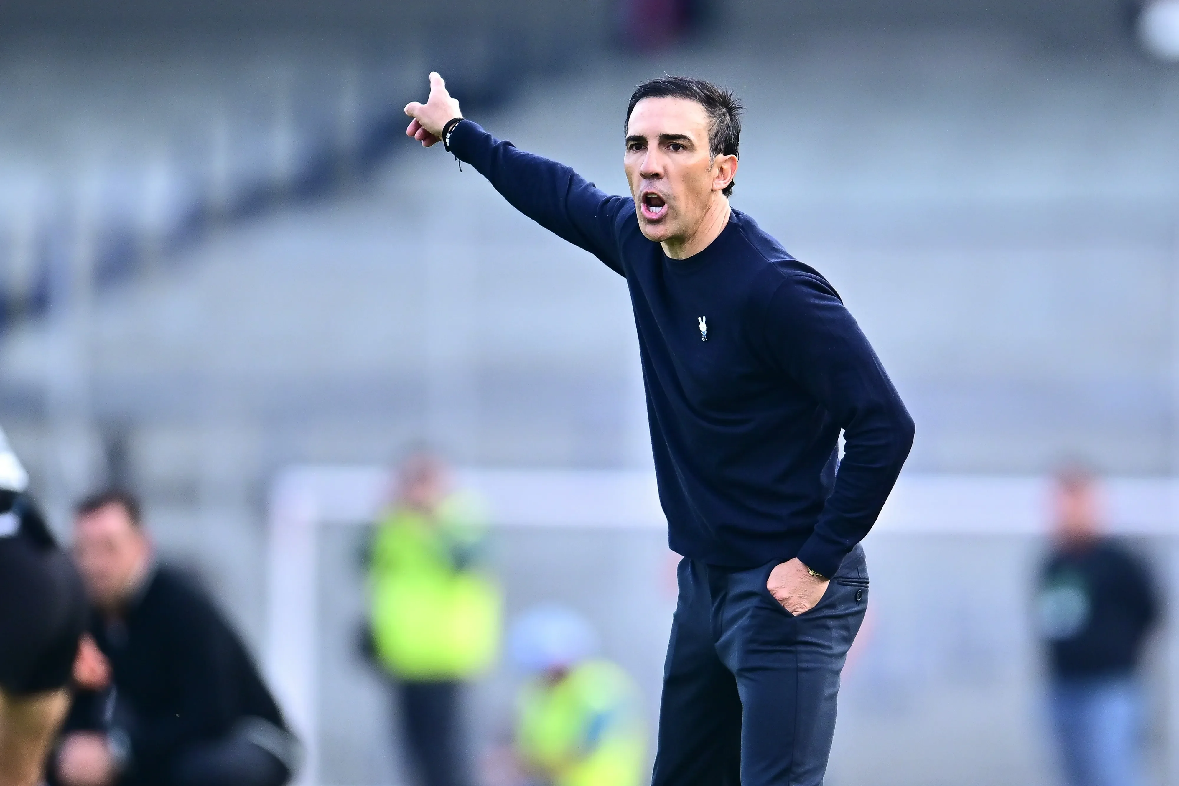 Vicente Sánchez dirigiendo a Cruz Azul | MEXSPORT