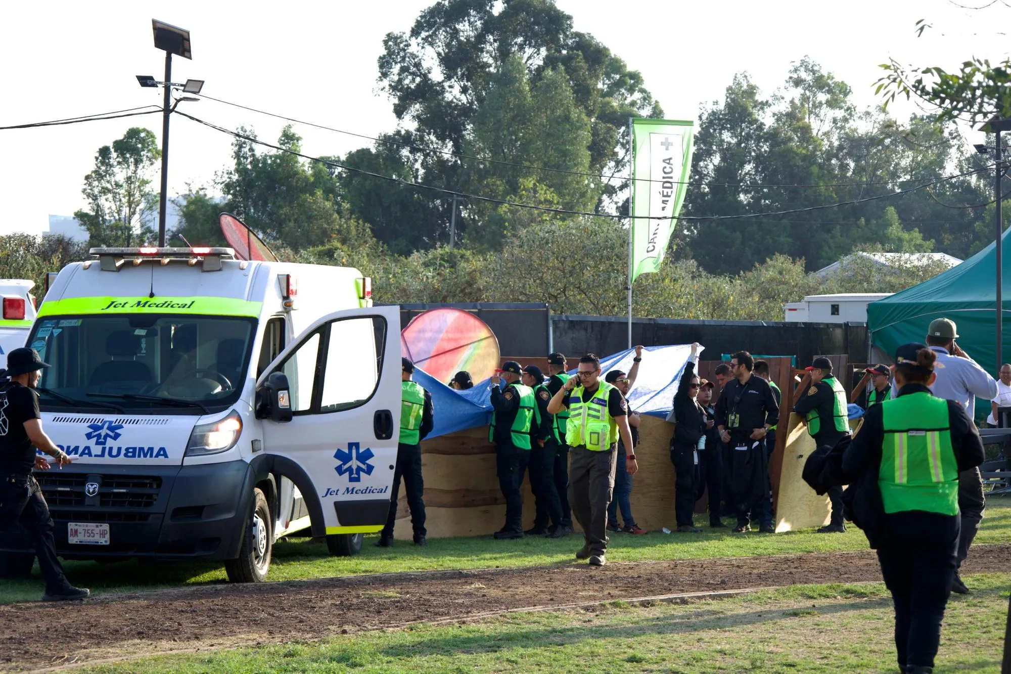 Los heridos fueron atendidos para llevar a los heridos a un hospital / Redes Sociales