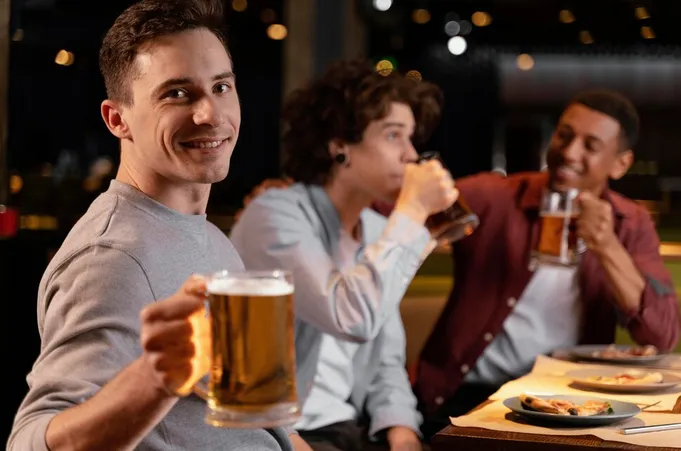 La Ruta Cervecera es solo para mayores de 18 años / FREEPIK