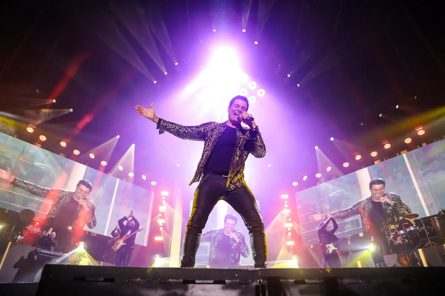 La preventa y venta general comenzarán 1 y 2 de julio, respectivamente / FB: @CHAYANNE