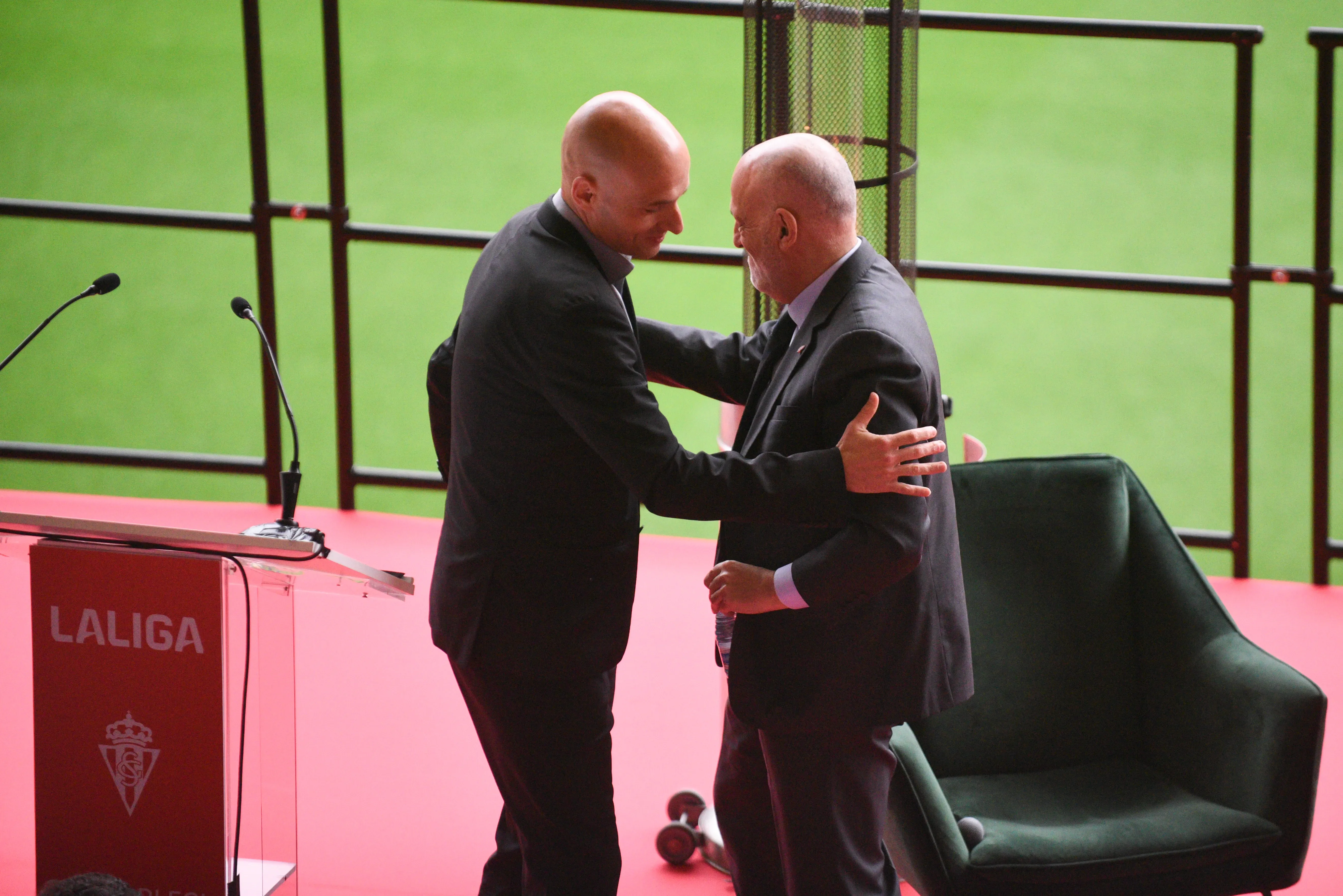 Tebas destacó el proyecto de Gijón