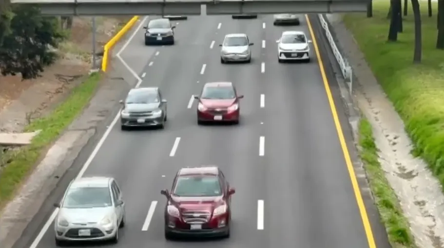 Revisa todos los días el Programa No Circula para evitar alguna multa / Redes Sociales