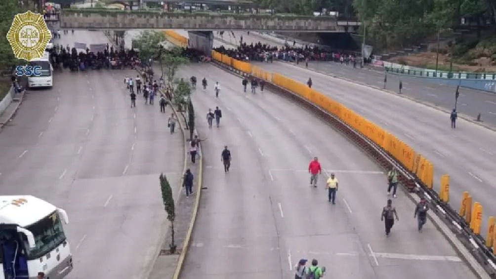 Los maestros de la CNTE también tomaron Circuito Interior/SSC