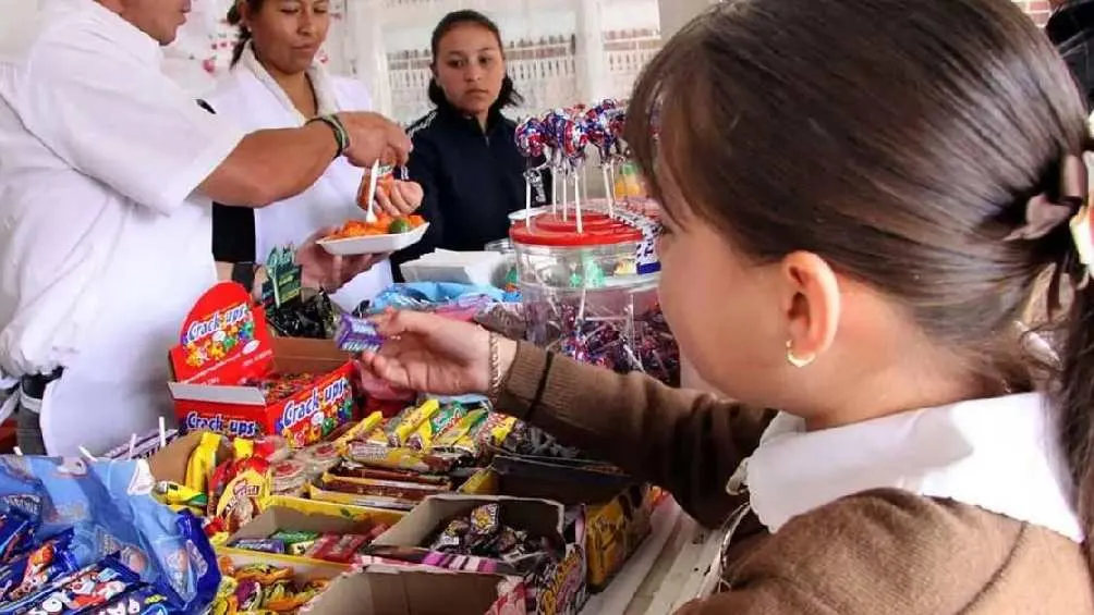 Aquellos alimentos con azúcares y grasas excesivas son el principal problema/X