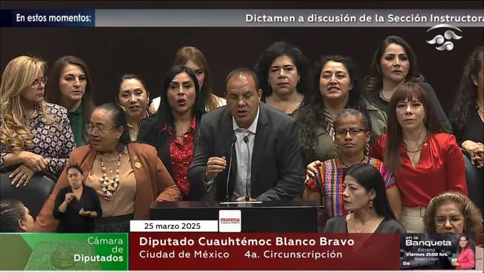 Diputadas de Morena defendieron al exfutbolista en plena tribuna / Redes Sociales