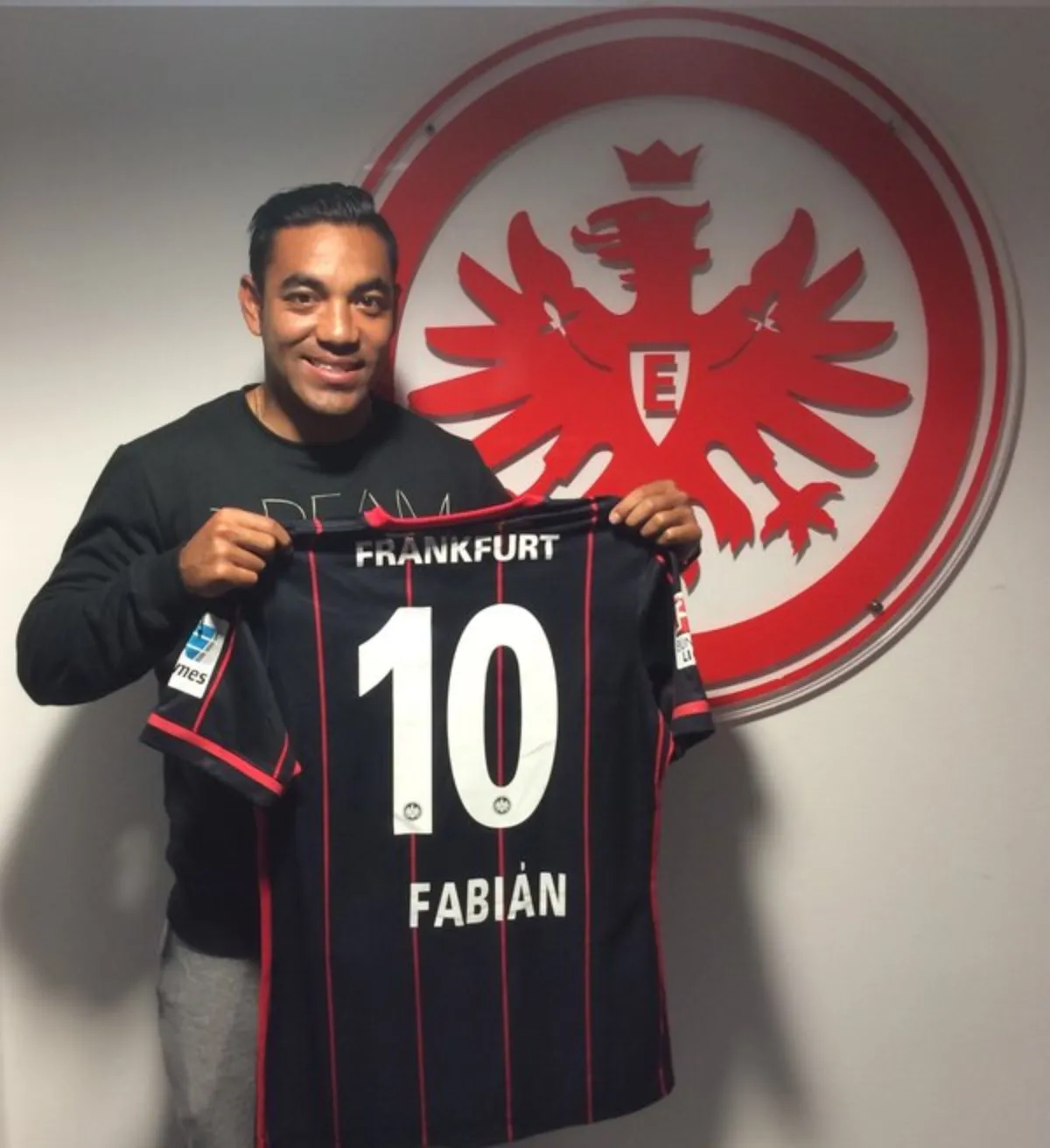 Marco Fabián | @record_mexico