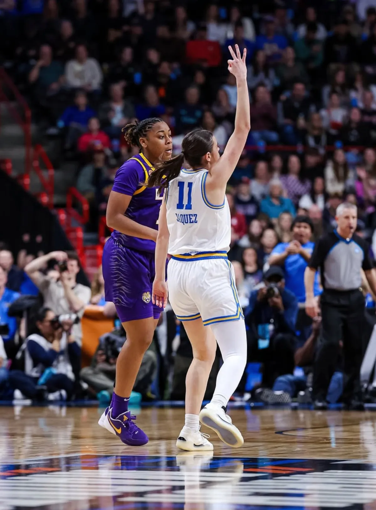 Gabriela Jáquez | @gabrielajaquezz