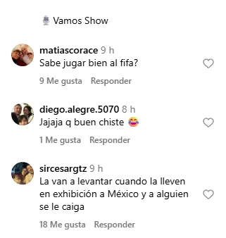 La afición argentina se burló de las palabras de Santiago Giménez