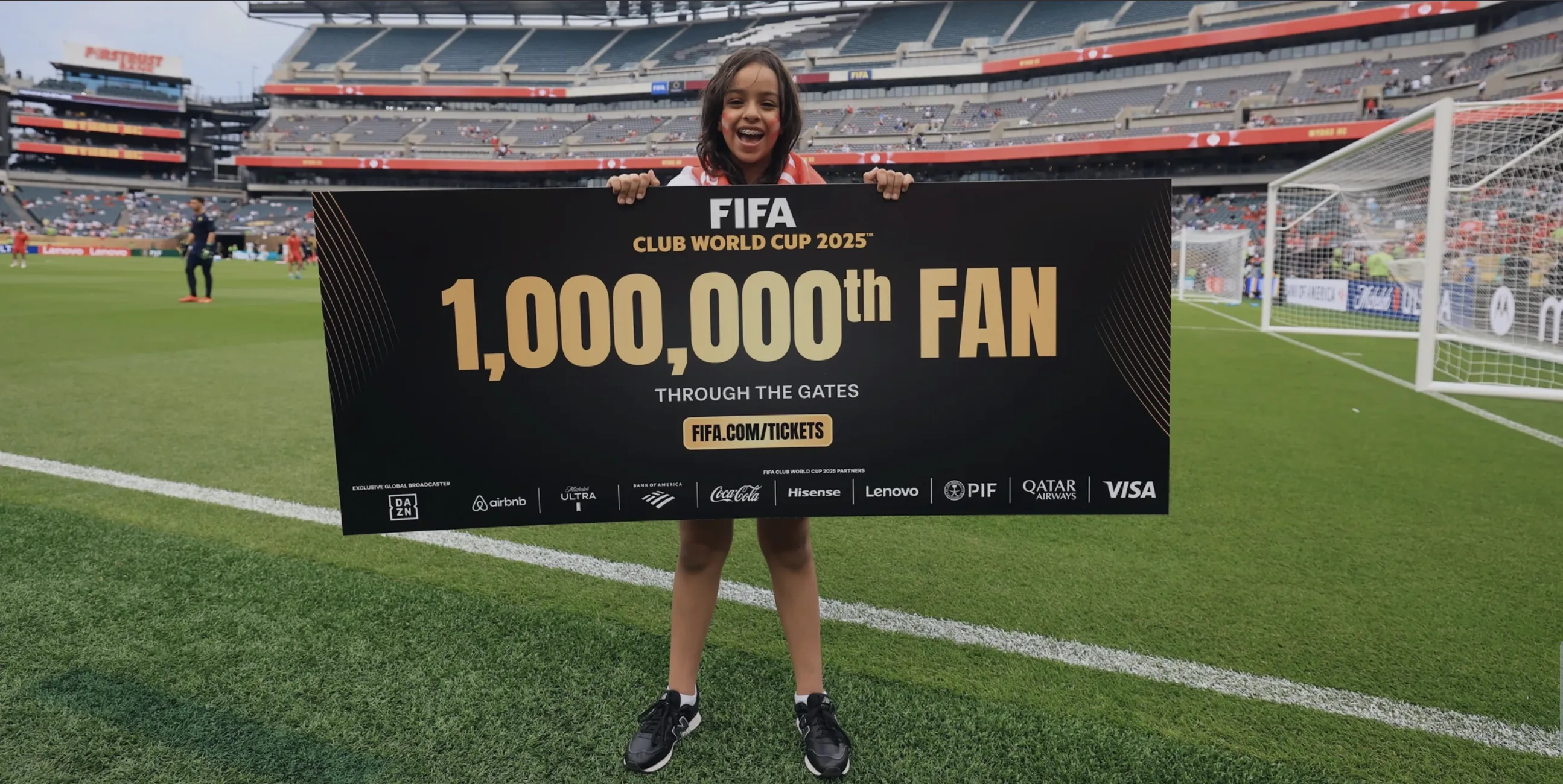 Rachida Elomari, la fan un millón del Mundial de Clubes | FIFA