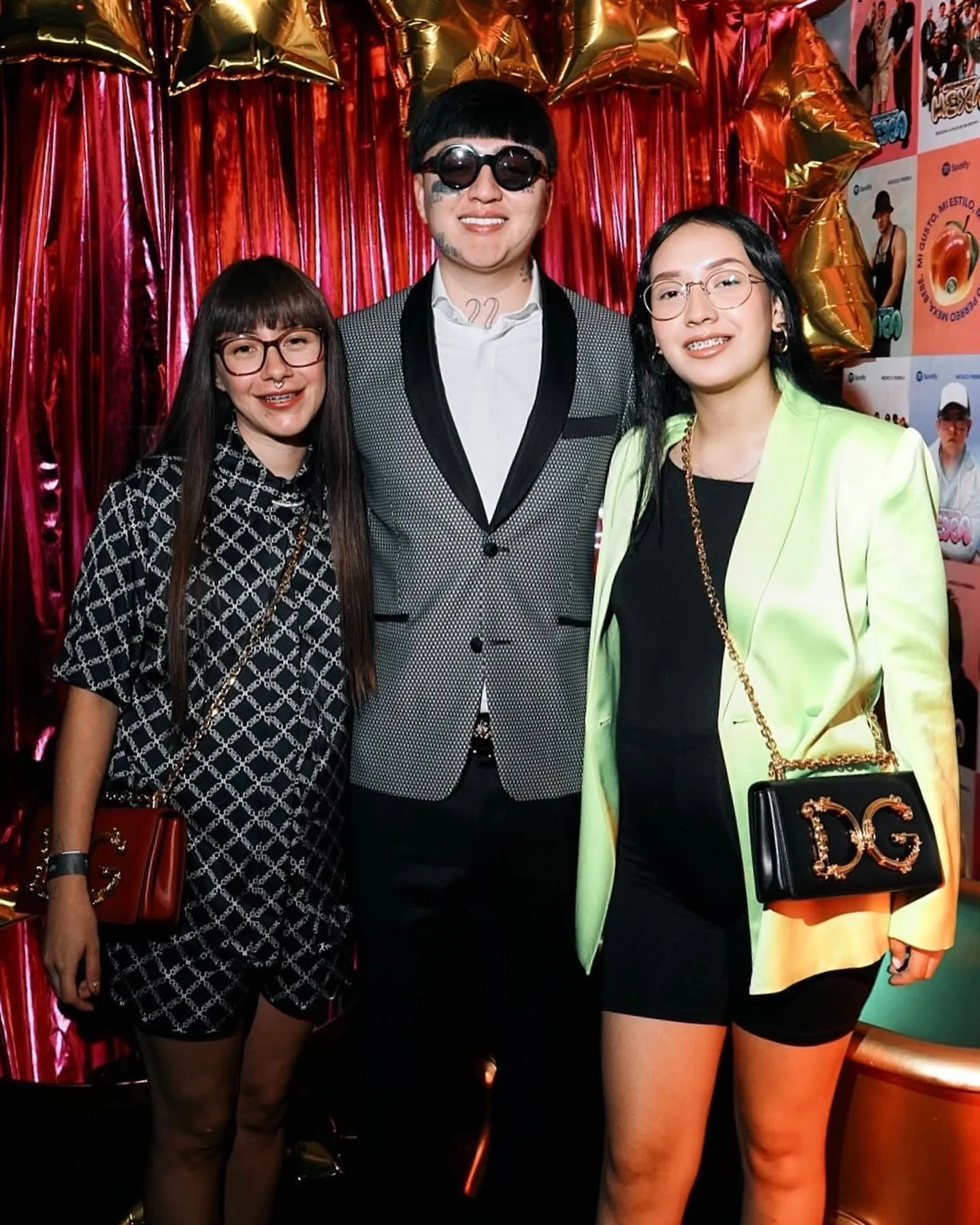 El cantante presumía cada que podía su relación poliamorosa / FB: @daniflowmx