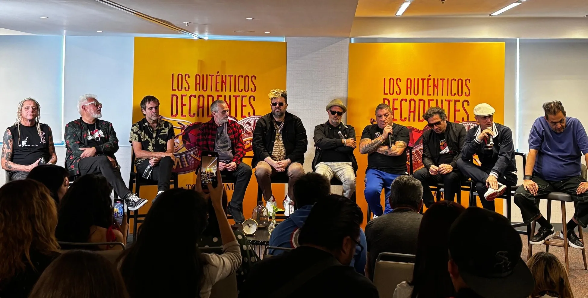 La banda está en México para promocionar su gira / Especial